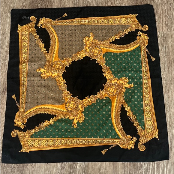 Vintage Patricia Paris Scarf 29 x 30 inches Black Gold Green Baroque Scrolls - Picture 1 of 9